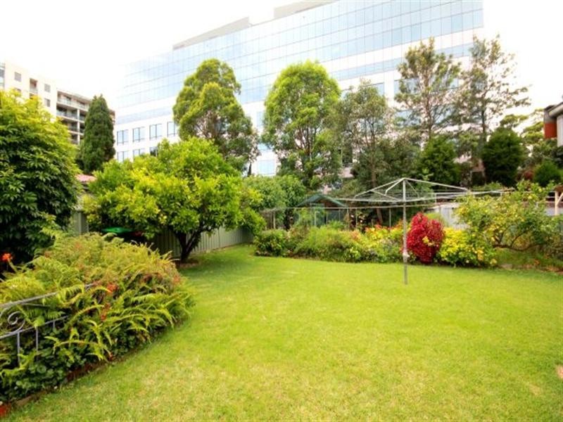 19 Bungalow Crescent, Bankstown NSW 2200