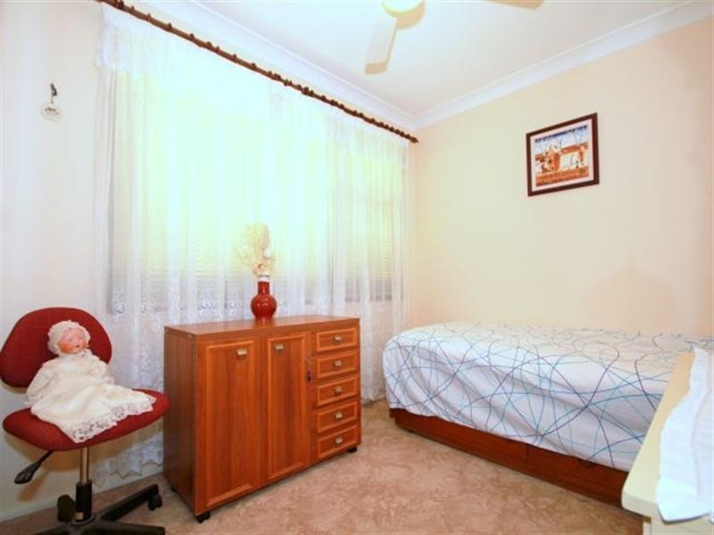 64 Rex Road, Georges Hall NSW 2198