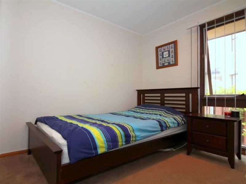 10 Rex Road, Georges Hall NSW 2198