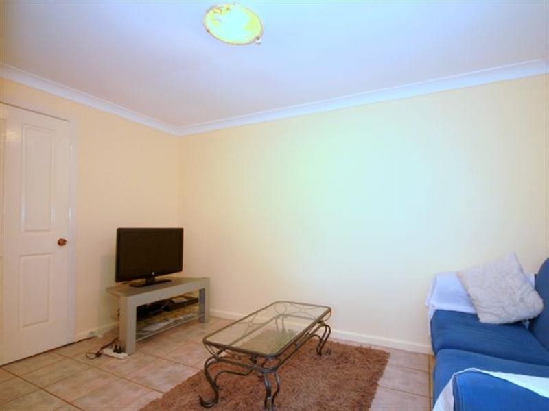 10 Rex Road, Georges Hall NSW 2198