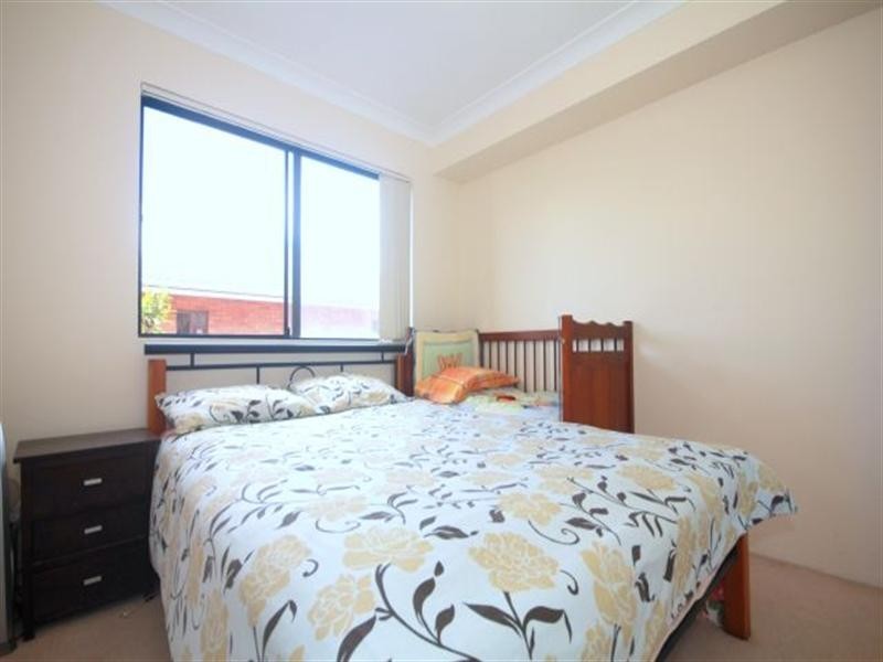 3/14-16 White Avenue, Bankstown NSW 2200