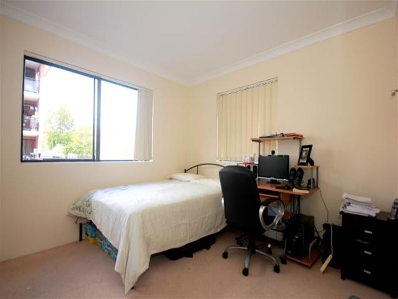 3/14-16 White Avenue, Bankstown NSW 2200