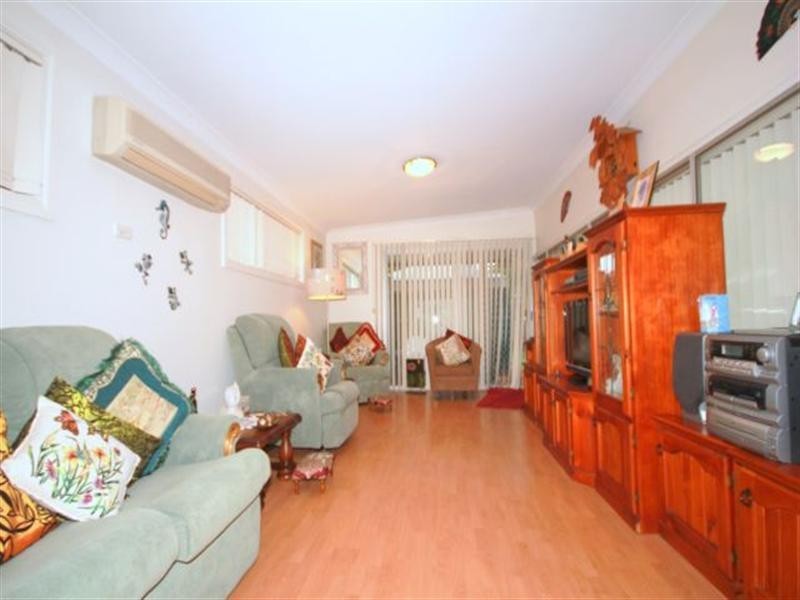 5 Valencia Street, Greenacre NSW 2190