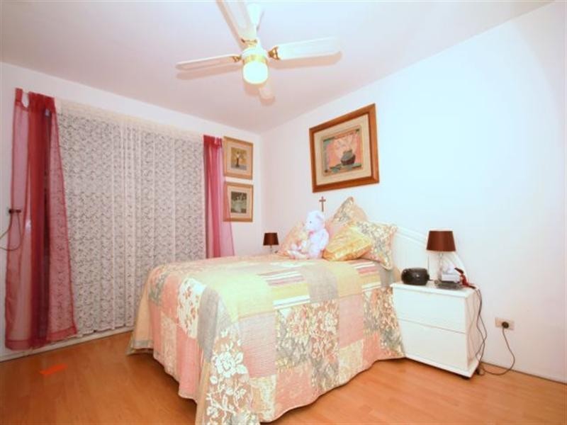 5 Valencia Street, Greenacre NSW 2190