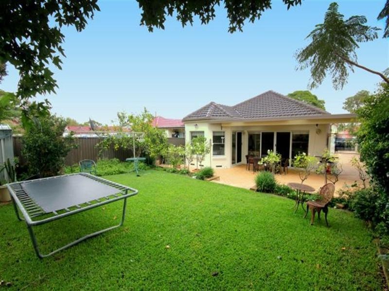 30 Bramhall Avenue, Punchbowl NSW 2196