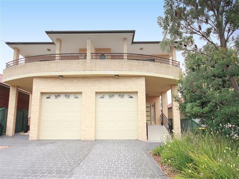 158 Wilbur Street, Greenacre NSW 2190
