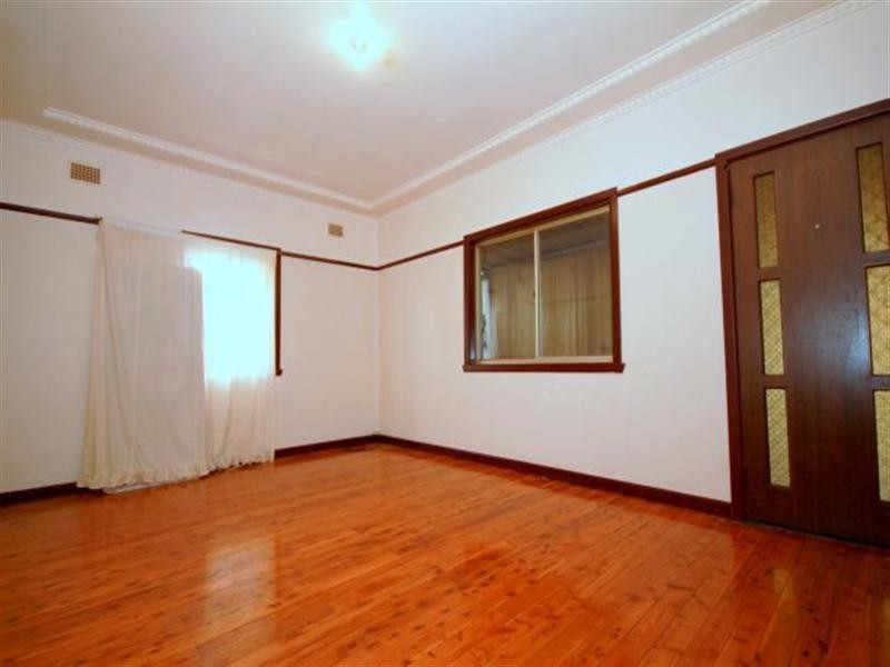 51 Hume Highway, Greenacre NSW 2190