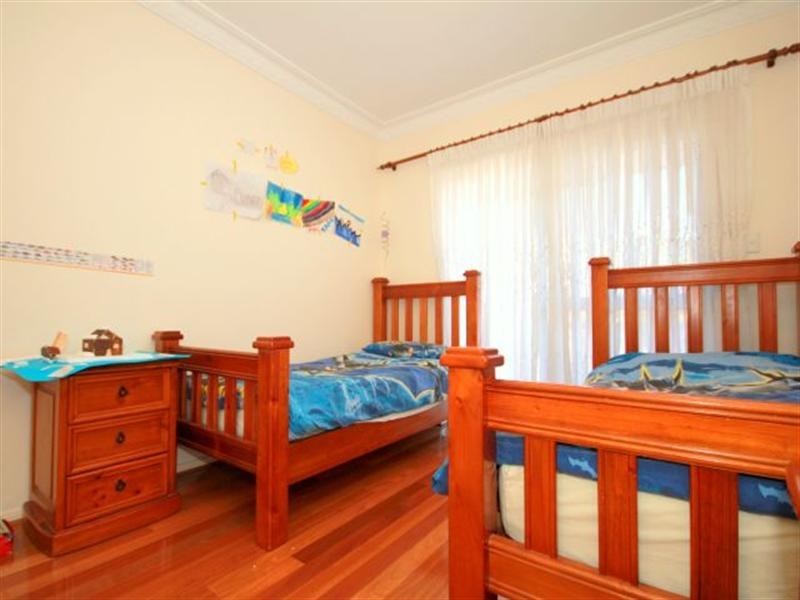 10 Keswick Street, Georges Hall NSW 2198