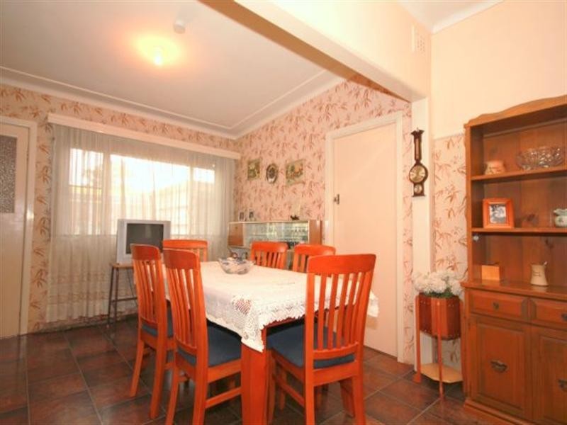 10 Emery Avenue, Yagoona NSW 2199