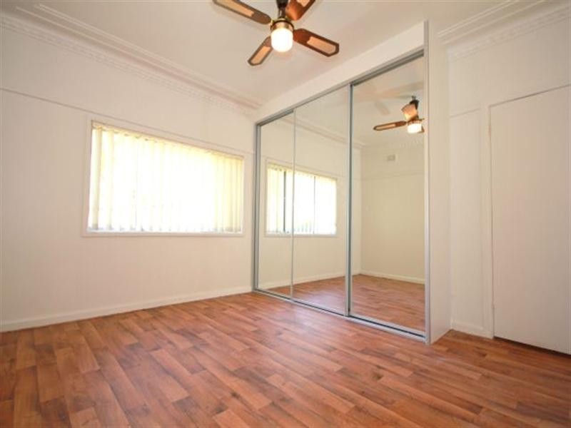 15 Chiswick Road, Greenacre NSW 2190