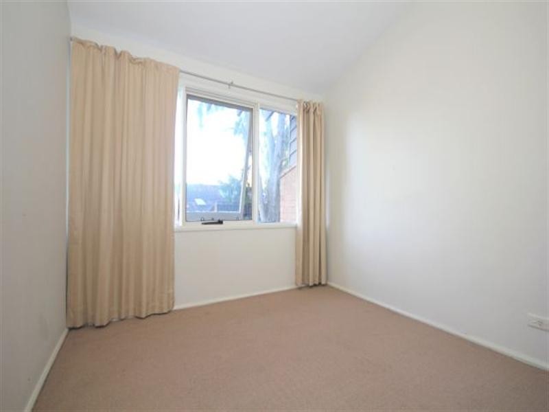 2/1 Kardella Court, Condell Park NSW 2200