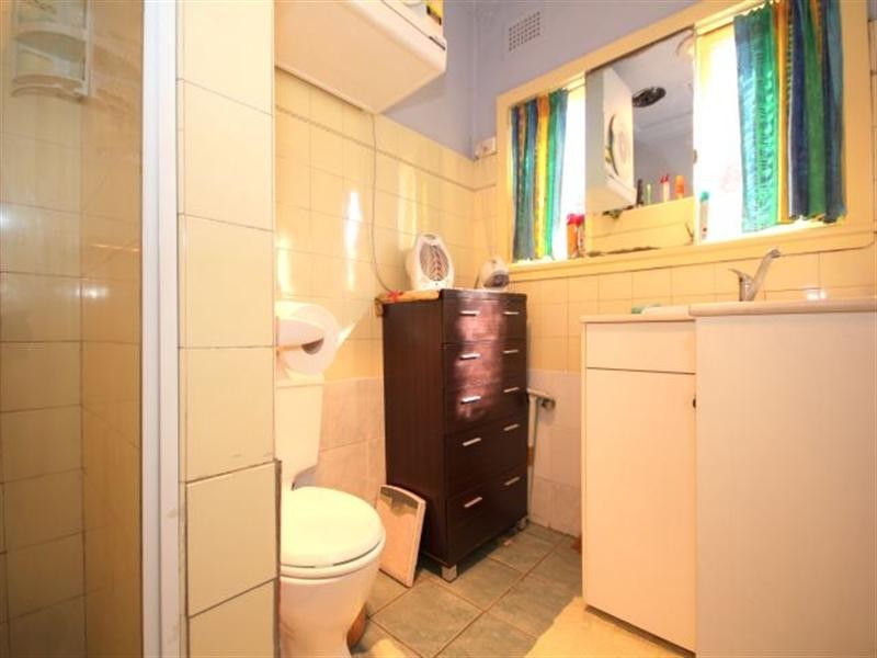 571 Hume Highway, Yagoona NSW 2199