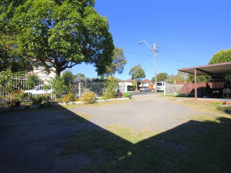 571 Hume Highway, Yagoona NSW 2199
