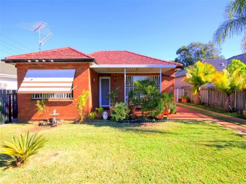 38 Fifth Avenue, Condell Park NSW 2200