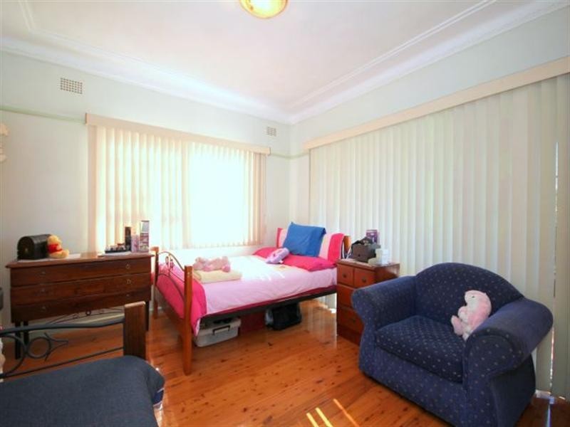 38 Fifth Avenue, Condell Park NSW 2200