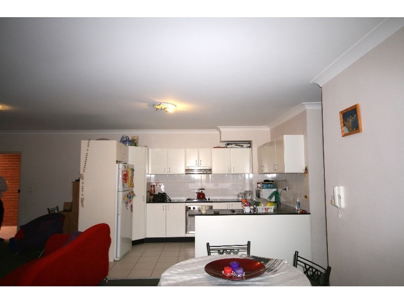 6/13 Gordon Street, Bankstown NSW 2200