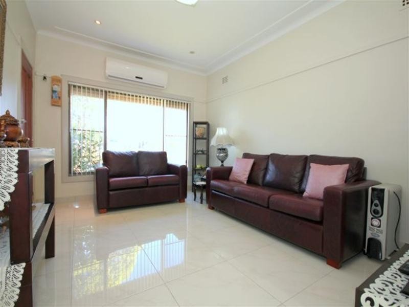 33 Edgar Street, Yagoona NSW 2199