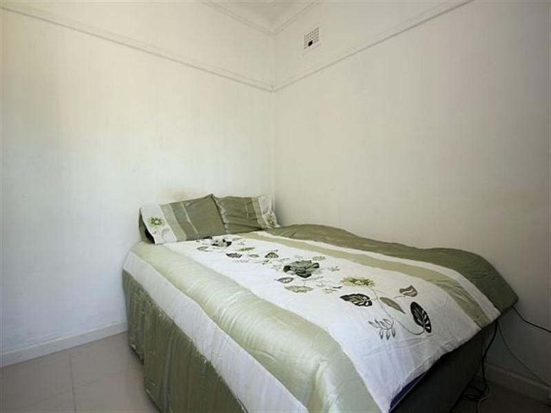 44 Carlton Parade, Punchbowl NSW 2196