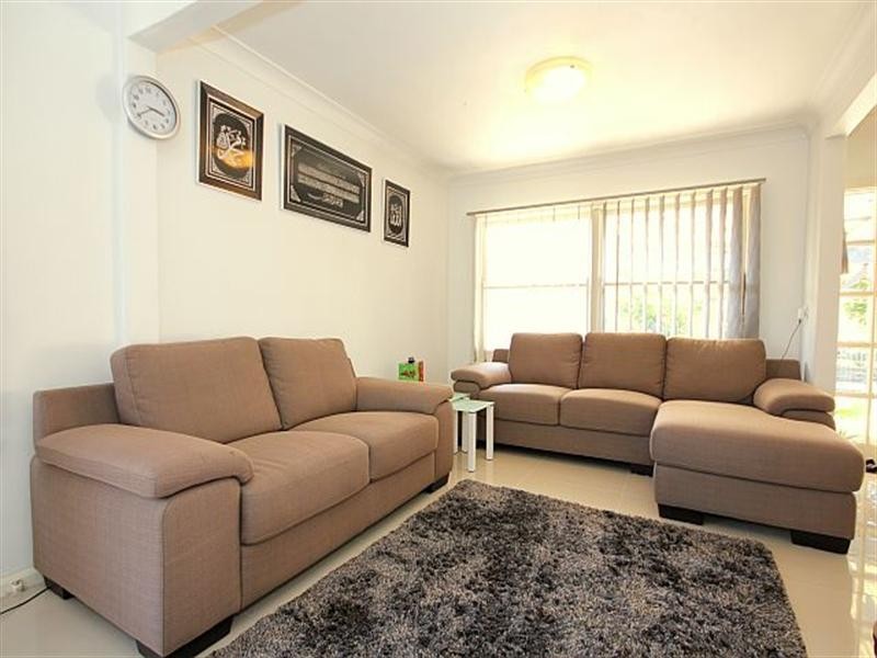 44 Carlton Parade, Punchbowl NSW 2196