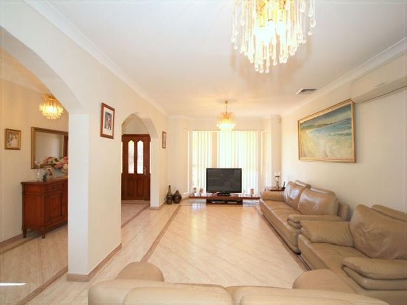 8 Wilkins Street, Yagoona NSW 2199