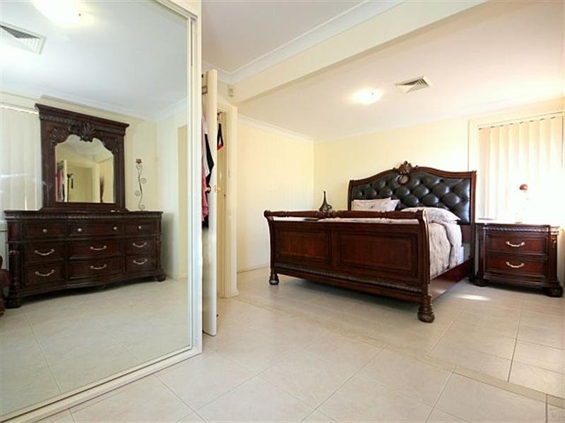 78 Flinders Road, Georges Hall NSW 2198