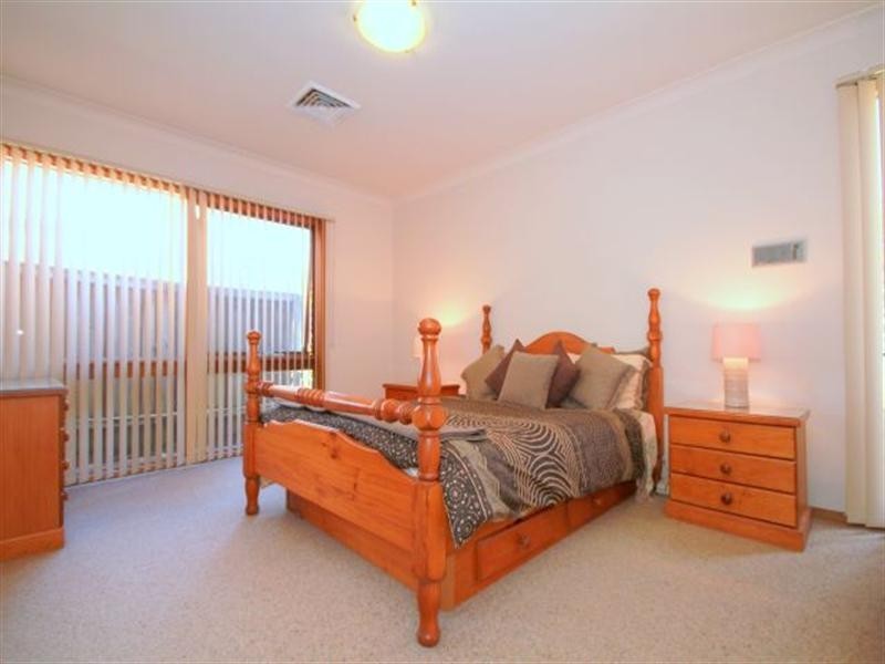 28 Keswick Street, Georges Hall NSW 2198