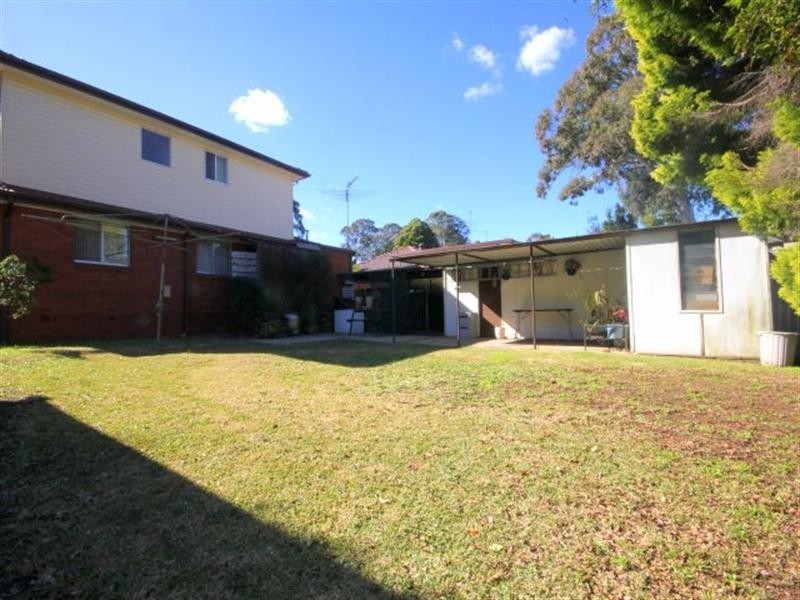 19 Donington Avenue, Georges Hall NSW 2198