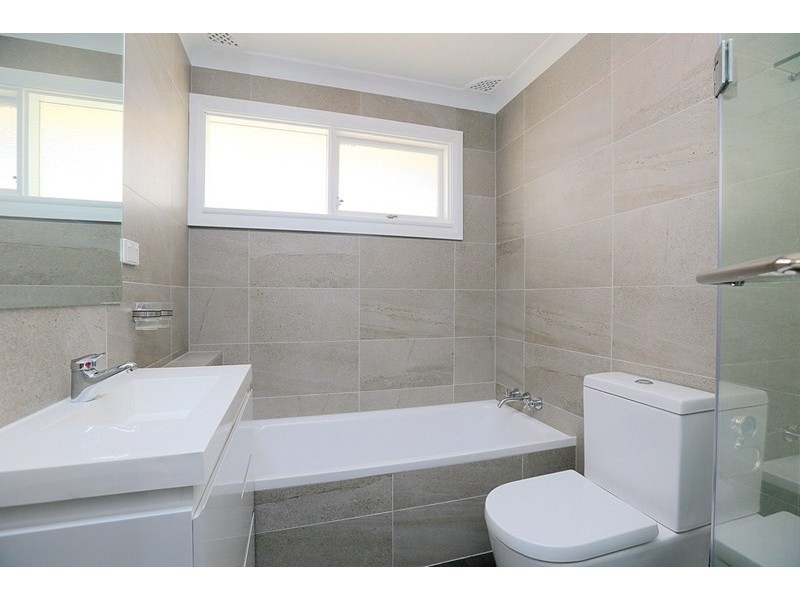 11 Baxter Road, Bass Hill NSW 2197