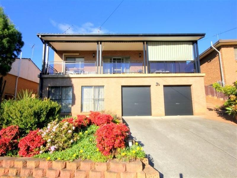 18A Cumberland Avenue, Georges Hall NSW 2198