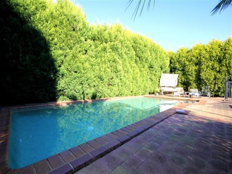 18A Cumberland Avenue, Georges Hall NSW 2198