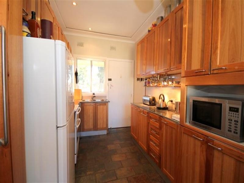 86 Rex Road, Georges Hall NSW 2198