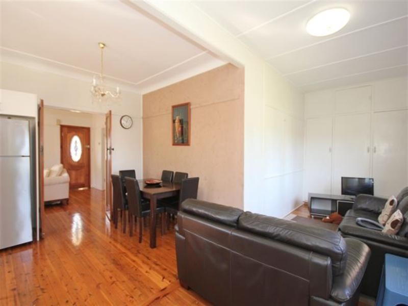 112 Hillcrest Avenue, Greenacre NSW 2190