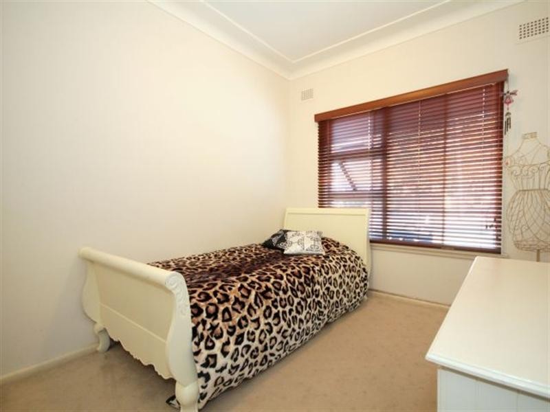 49 Augusta Street, Condell Park NSW 2200