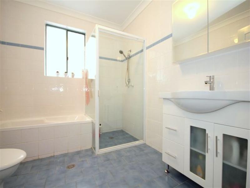 20/81 Bellevue Avenue, Georges Hall NSW 2198