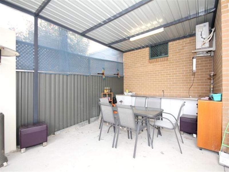 20/81 Bellevue Avenue, Georges Hall NSW 2198