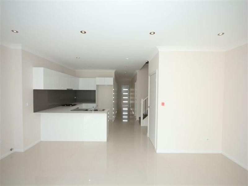 8 Holmes Avenue, Sefton NSW 2162