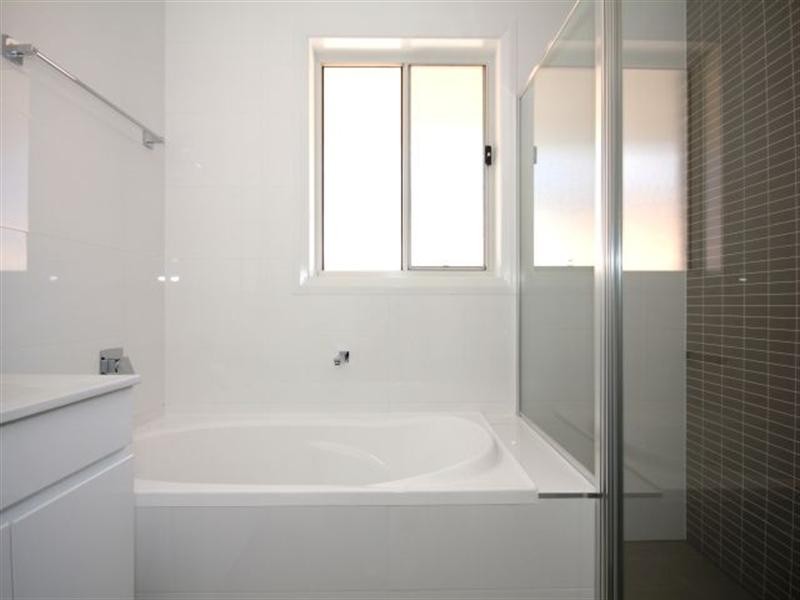 8 Holmes Avenue, Sefton NSW 2162