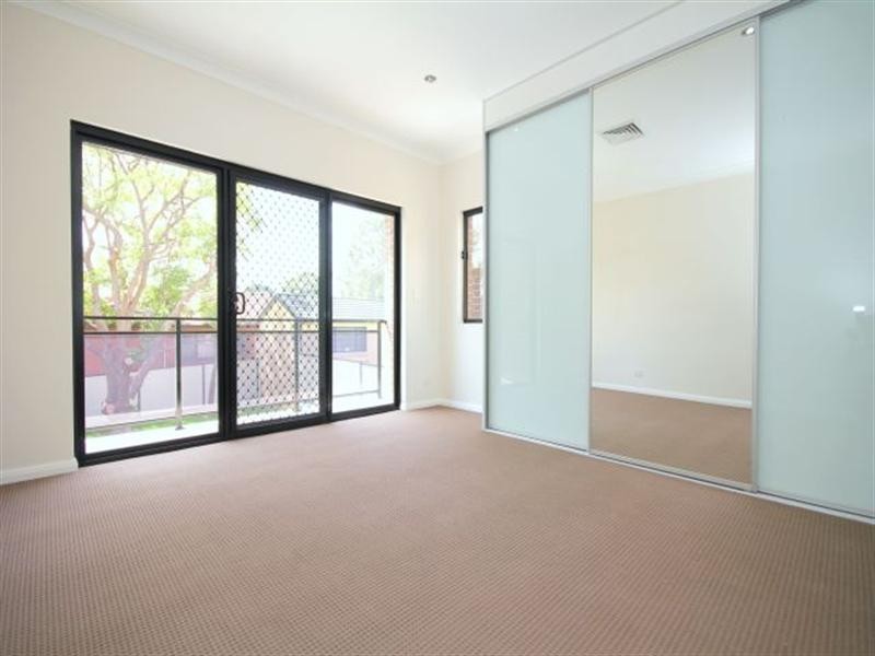 53 Tennyson Road, Greenacre NSW 2190