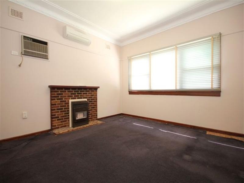89 Hill Road, Birrong NSW 2143