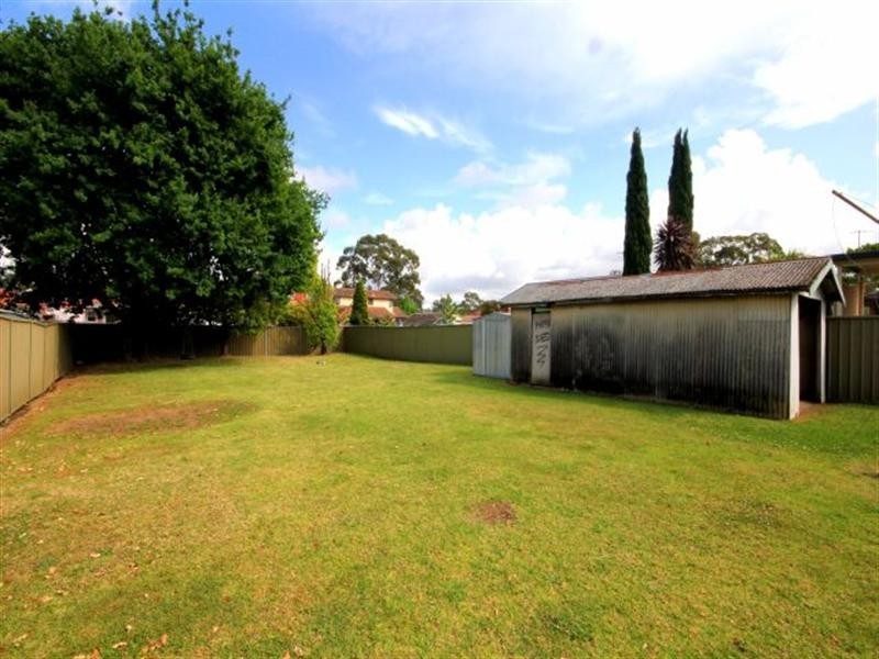 89 Hill Road, Birrong NSW 2143