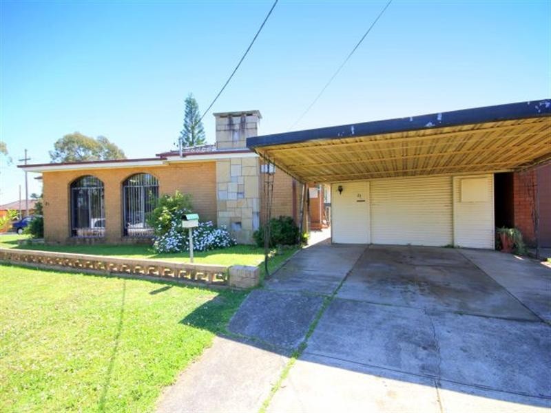 21 Collins Crescent, Yagoona NSW 2199