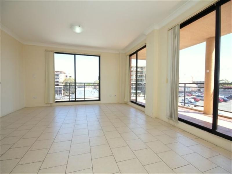 19/3 West Terrace, Bankstown NSW 2200