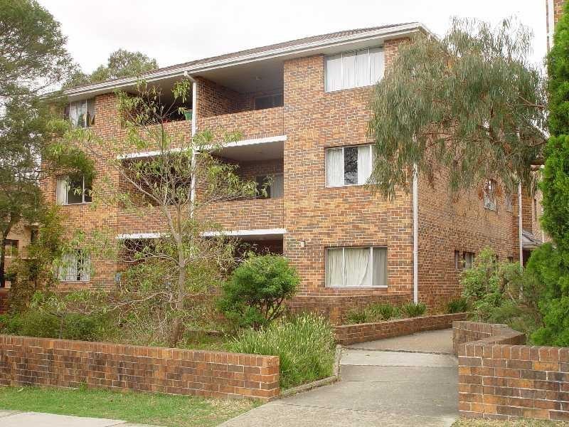 33/30-34 Sir Joseph Banks Street, Bankstown NSW 2200