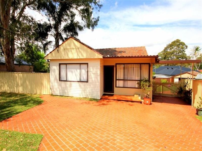 22 Moss Street, Chester Hill NSW 2162