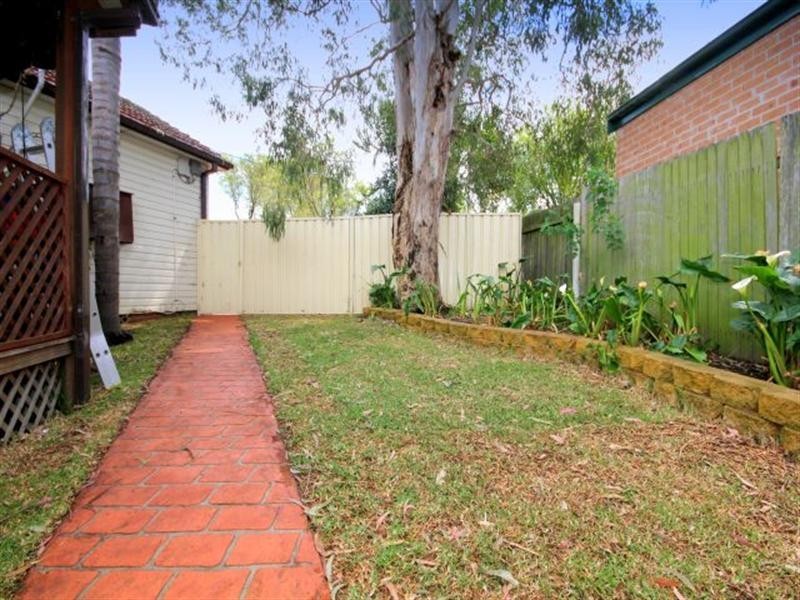 22 Moss Street, Chester Hill NSW 2162