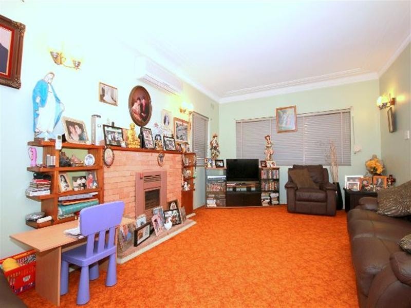 161 Wattle Street, Mount Lewis NSW 2190