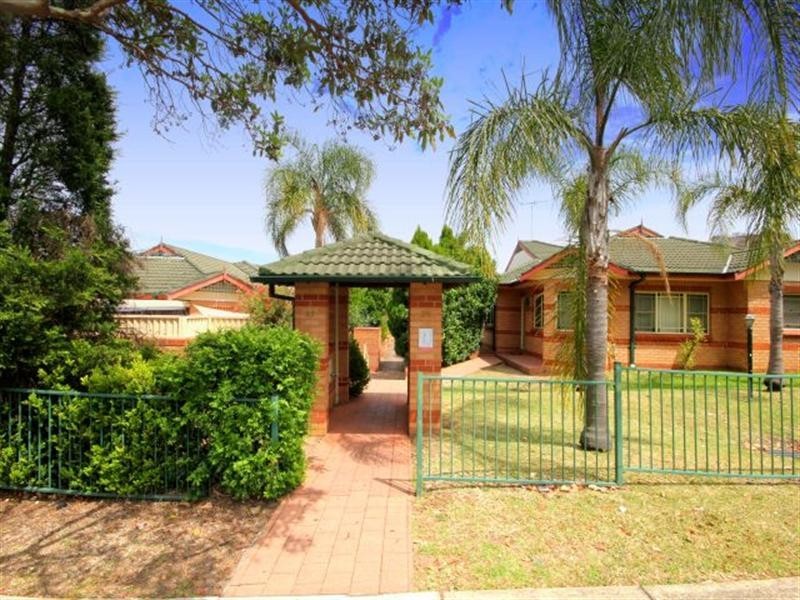 1/35 Hunter Street, Condell Park NSW 2200