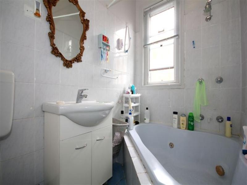 29 Hampden Road, Lakemba NSW 2195