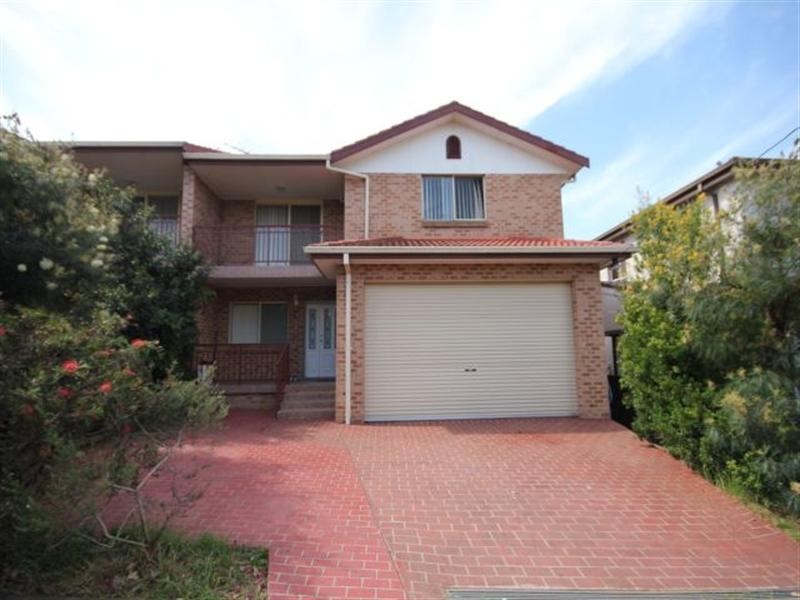 91 Cardigan Road, Greenacre NSW 2190