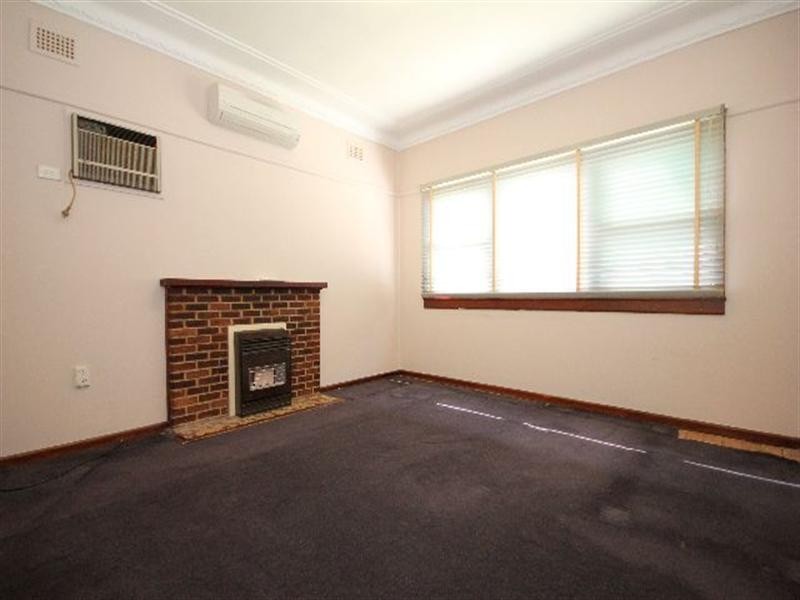 89 Hill Road, Birrong NSW 2143